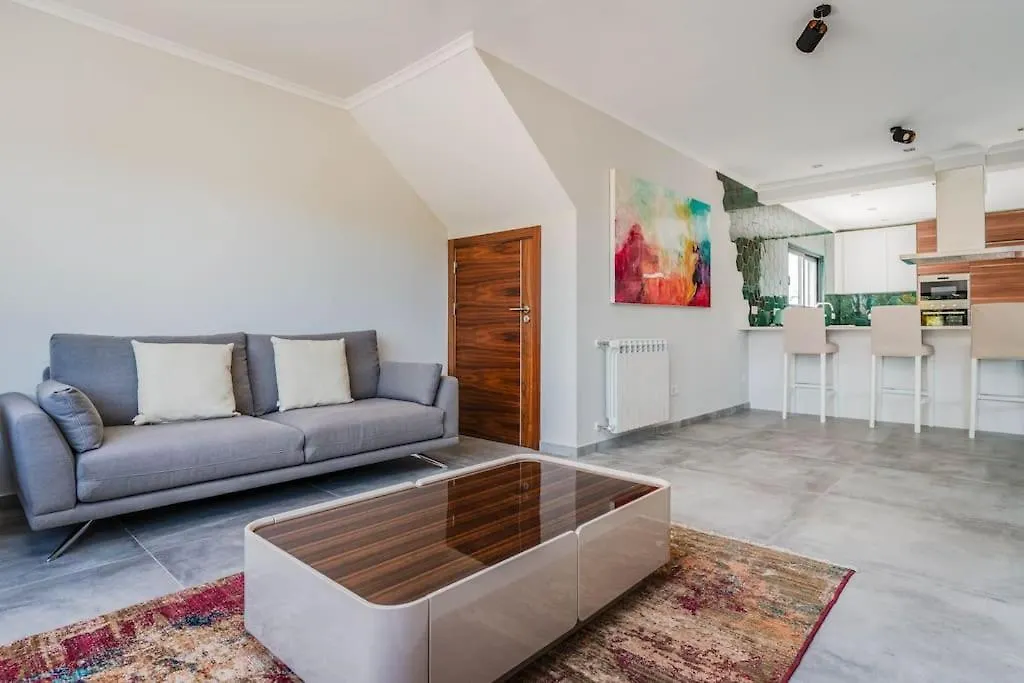 Luxurious 4Bedroom Villa Retreat 라고스 0*,