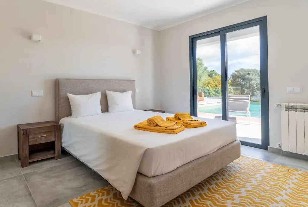 Luxurious 4Bedroom Villa Retreat 라고스 0*,  포르투갈