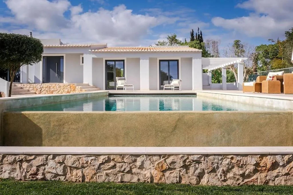 Luxurious 4Bedroom Villa Retreat Lagos 0*,